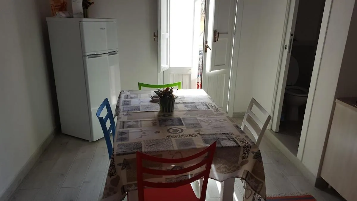 Apartmán Titanic Trapani 0*,  Itálie